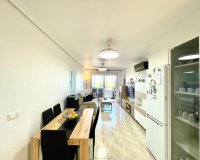Resale - Apartment / Duplex - Torrevieja - La Siesta