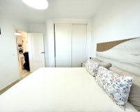 Resale - Apartment / Duplex - Torrevieja - La Siesta