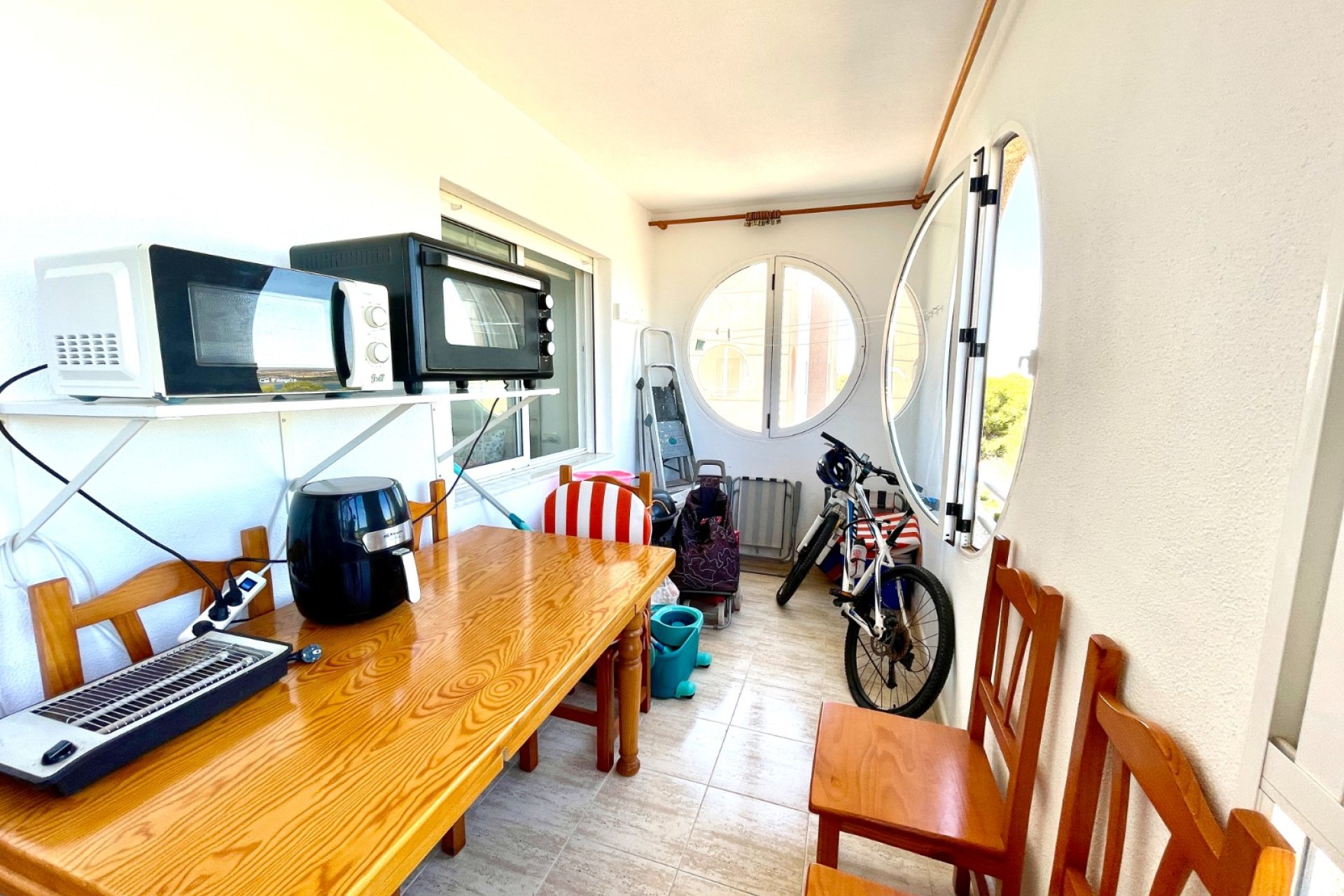 Resale - Apartment / Duplex - Torrevieja - La Siesta