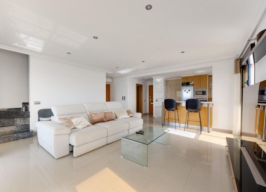 Resale - Apartment / Duplex - Torrevieja - La Veleta