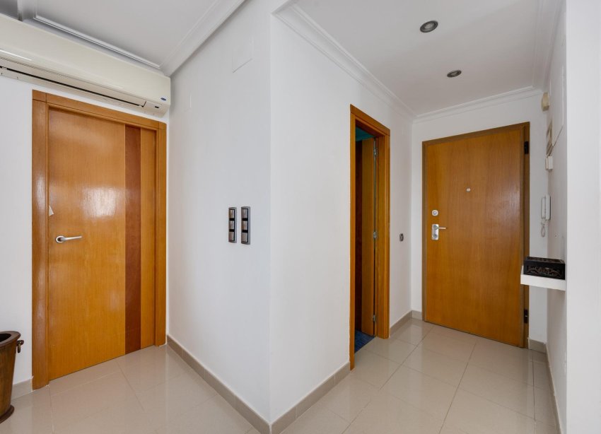Resale - Apartment / Duplex - Torrevieja - La Veleta