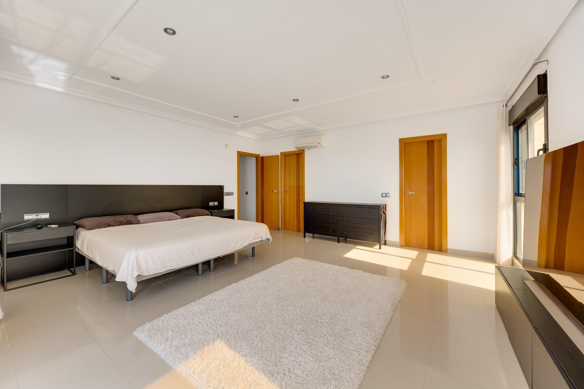Resale - Apartment / Duplex - Torrevieja - La Veleta