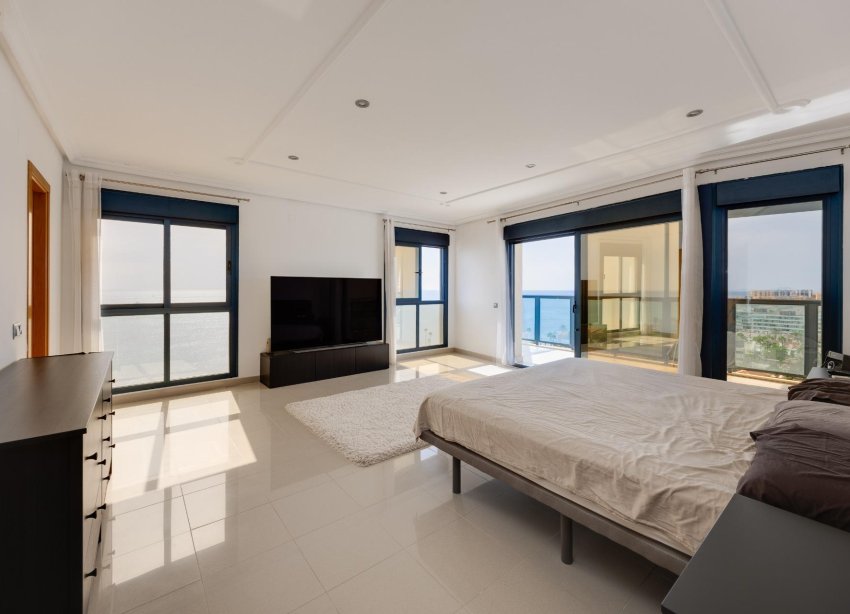 Resale - Apartment / Duplex - Torrevieja - La Veleta