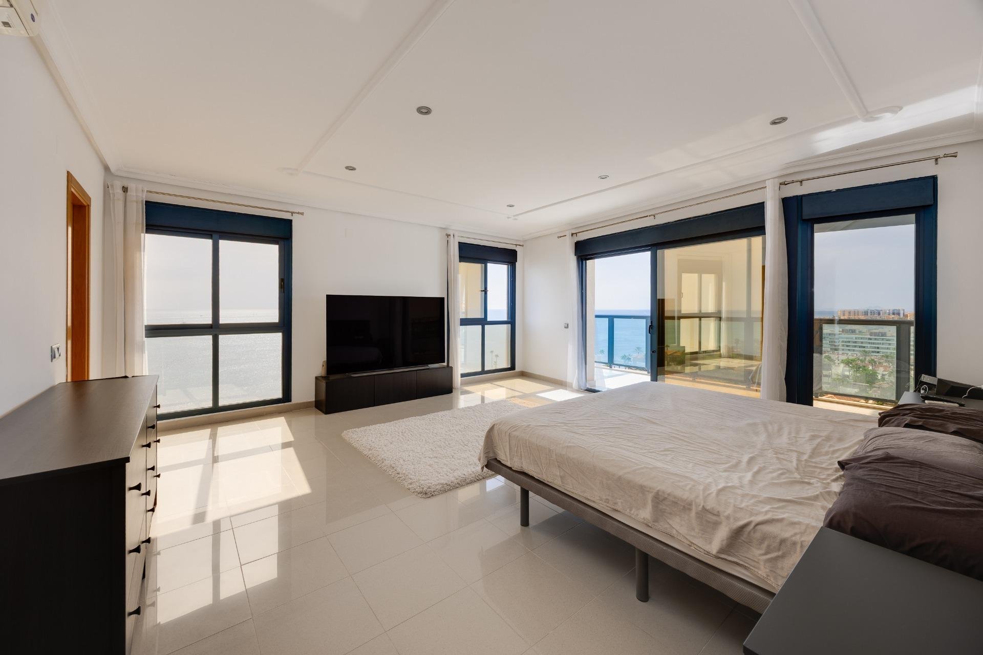 Resale - Apartment / Duplex - Torrevieja - La Veleta