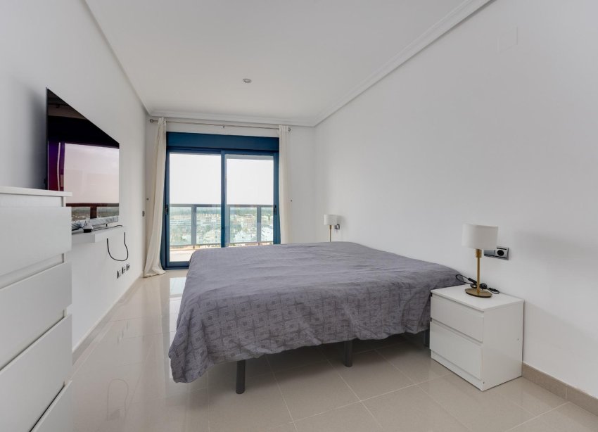 Resale - Apartment / Duplex - Torrevieja - La Veleta