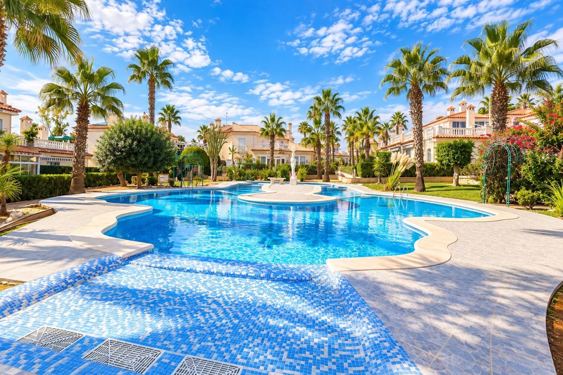 Resale - Apartment / Duplex - Torrevieja - Los Balcones