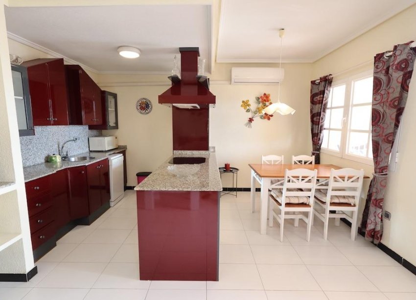Resale - Apartment / Duplex - Torrevieja - Los Balcones