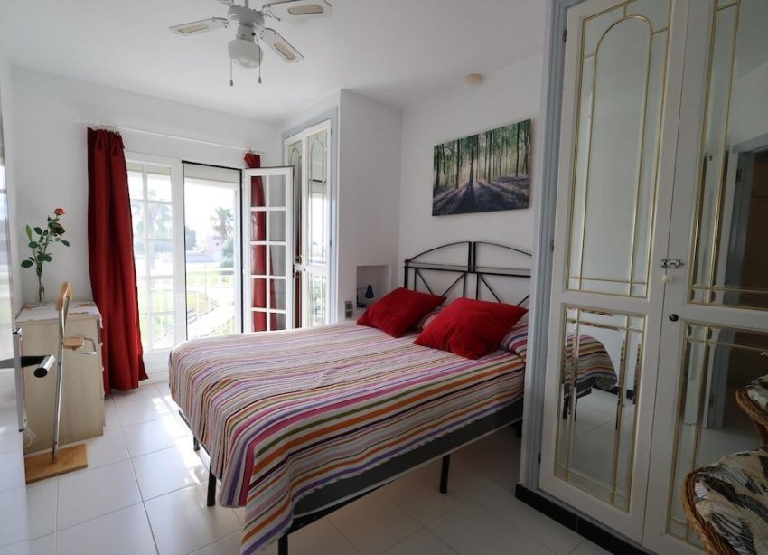 Resale - Apartment / Duplex - Torrevieja - Los Balcones
