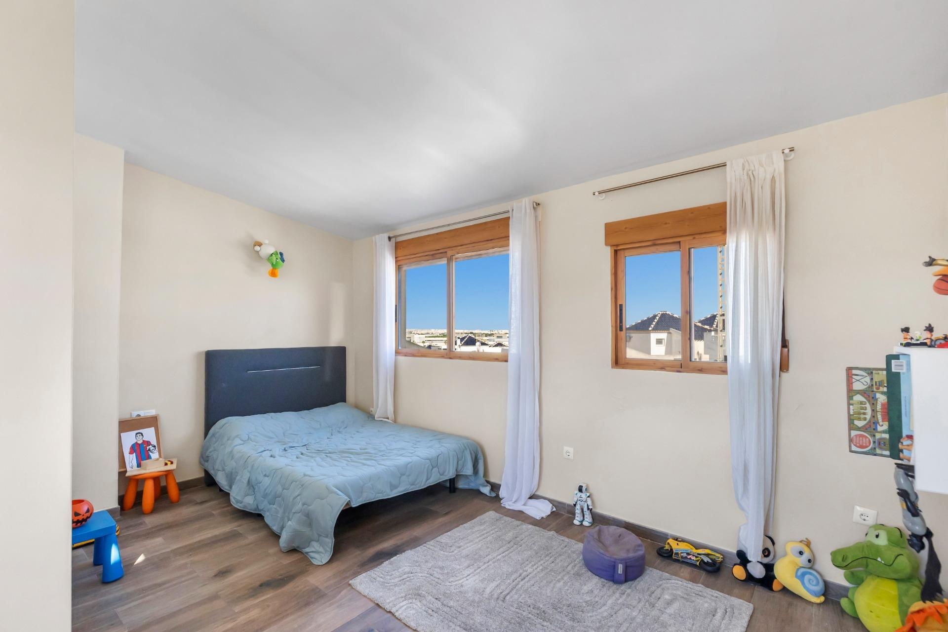 Resale - Apartment / Duplex - Torrevieja - Los Balcones