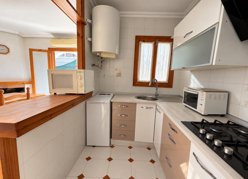 Resale - Apartment / Duplex - Torrevieja - Los Europeos