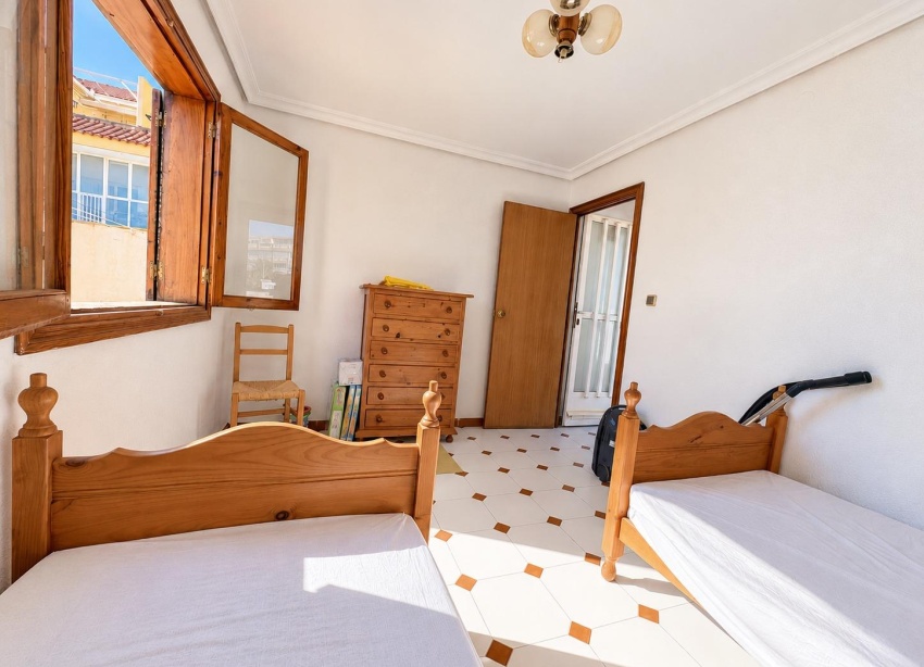 Resale - Apartment / Duplex - Torrevieja - Los Europeos