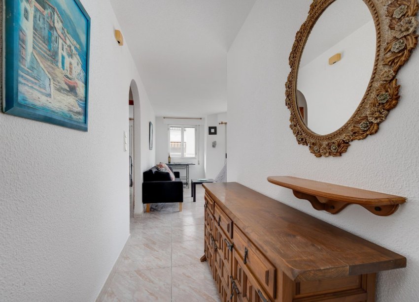 Resale - Apartment / Duplex - Torrevieja - Paseo maritimo