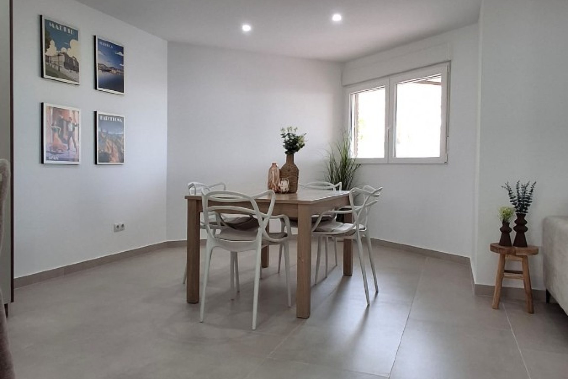 Resale - Apartment / Duplex - Torrevieja - Playa Acequion