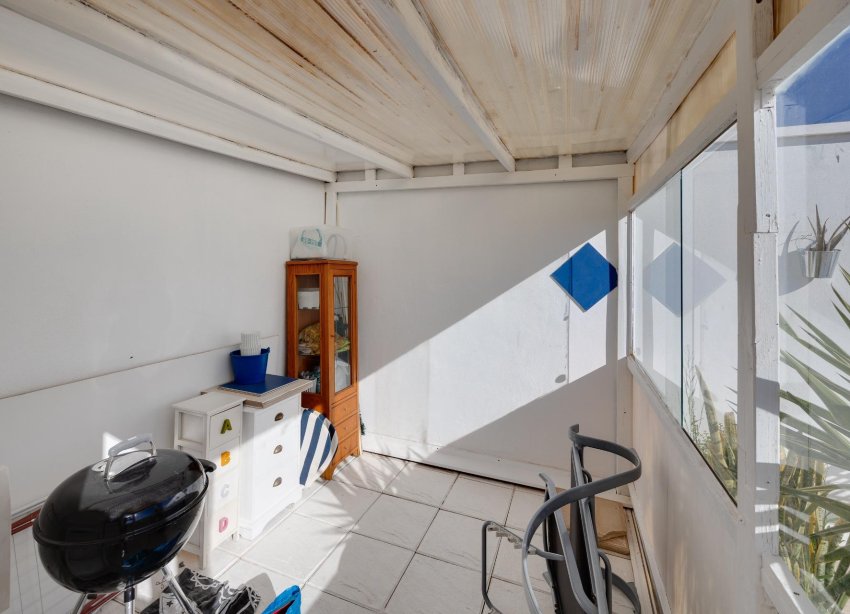 Resale - Apartment / Duplex - Torrevieja - Playa de los Locos