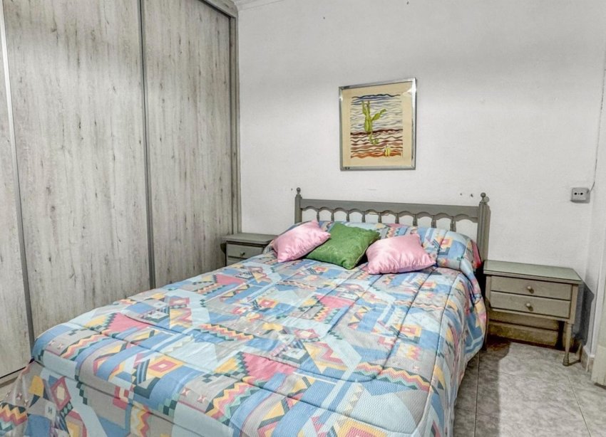 Resale - Apartment / Duplex - Torrevieja - Playa de los Locos