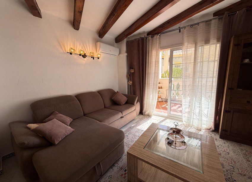 Resale - Apartment / Duplex - Torrevieja - Playa de los Locos