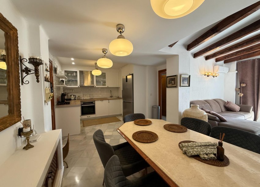 Resale - Apartment / Duplex - Torrevieja - Playa de los Locos