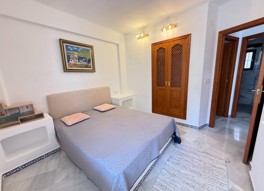 Resale - Apartment / Duplex - Torrevieja - Playa de los Locos