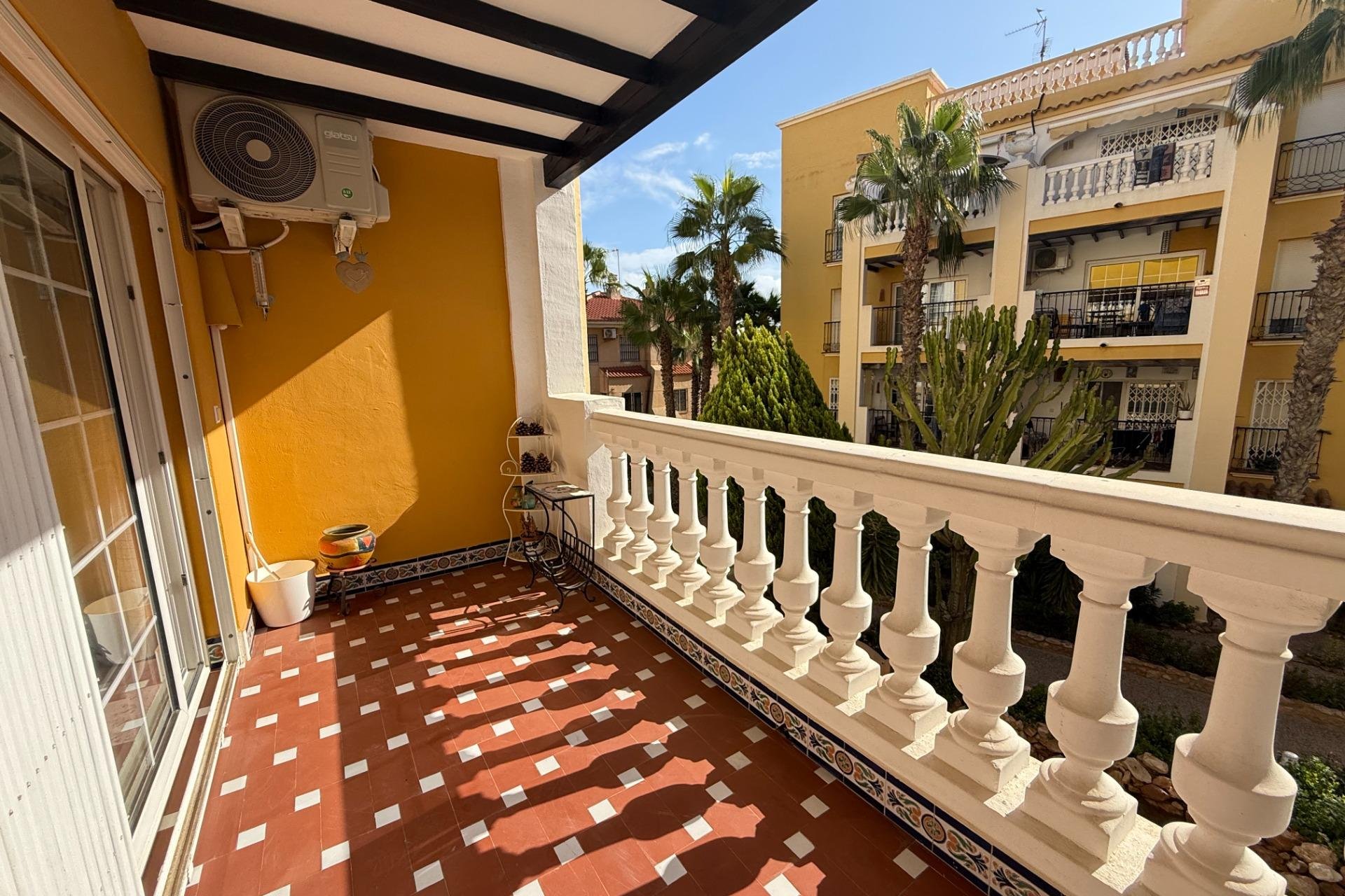 Resale - Apartment / Duplex - Torrevieja - Playa de los Locos