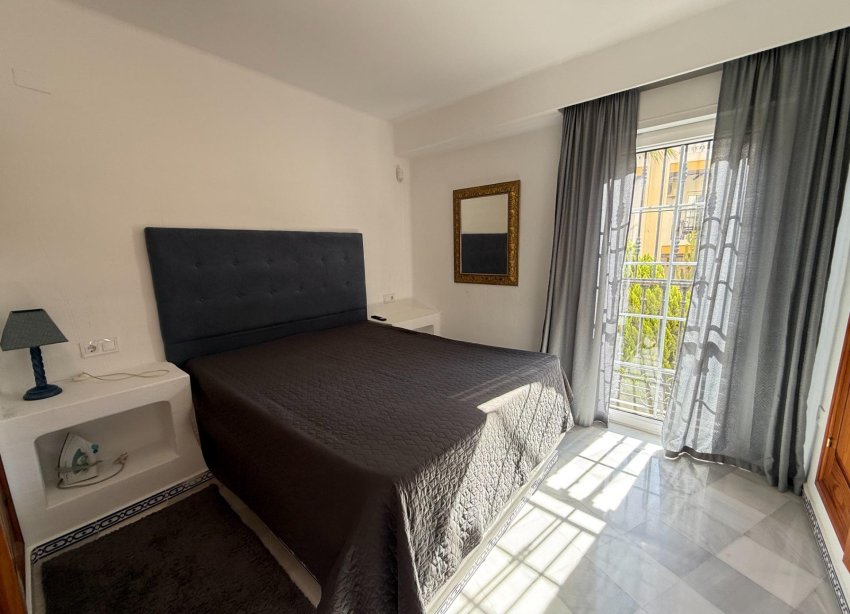 Resale - Apartment / Duplex - Torrevieja - Playa de los Locos
