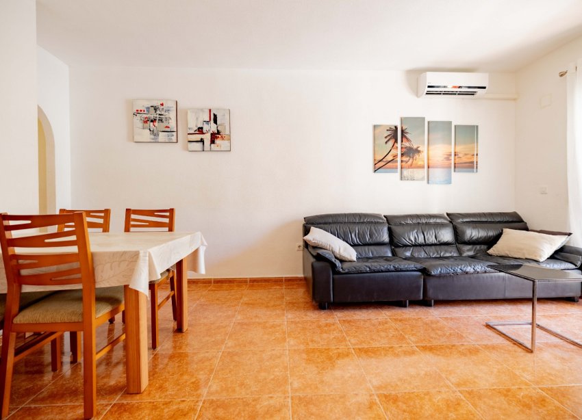 Resale - Apartment / Duplex - Torrevieja - Playa de los Locos
