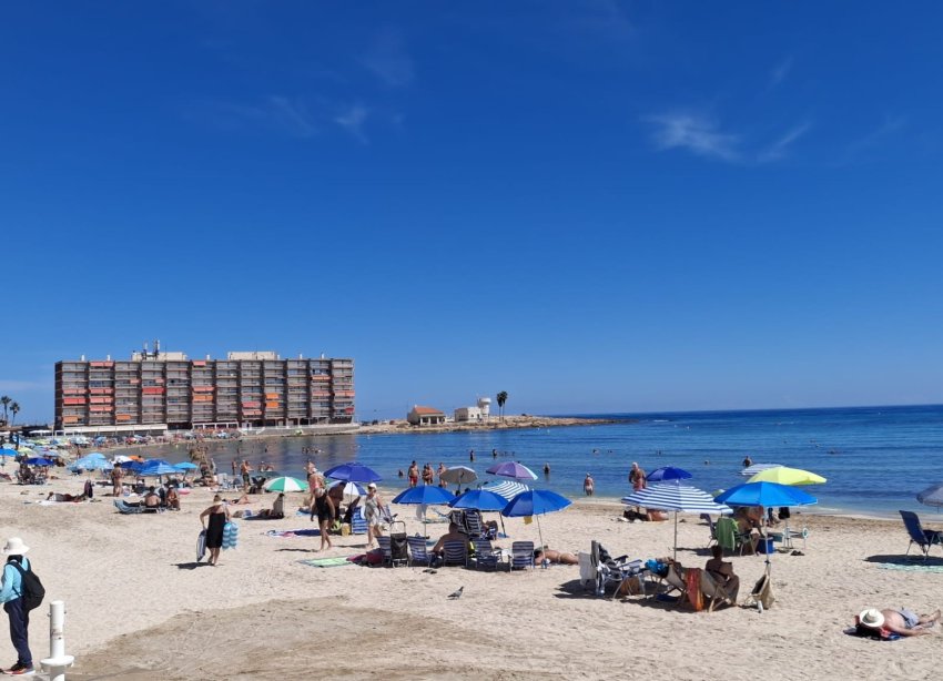 Resale - Apartment / Duplex - Torrevieja - Playa de los Locos