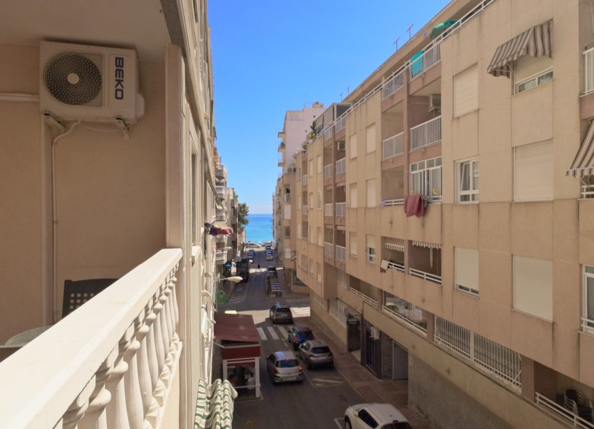 Resale - Apartment / Duplex - Torrevieja - Playa de los Locos