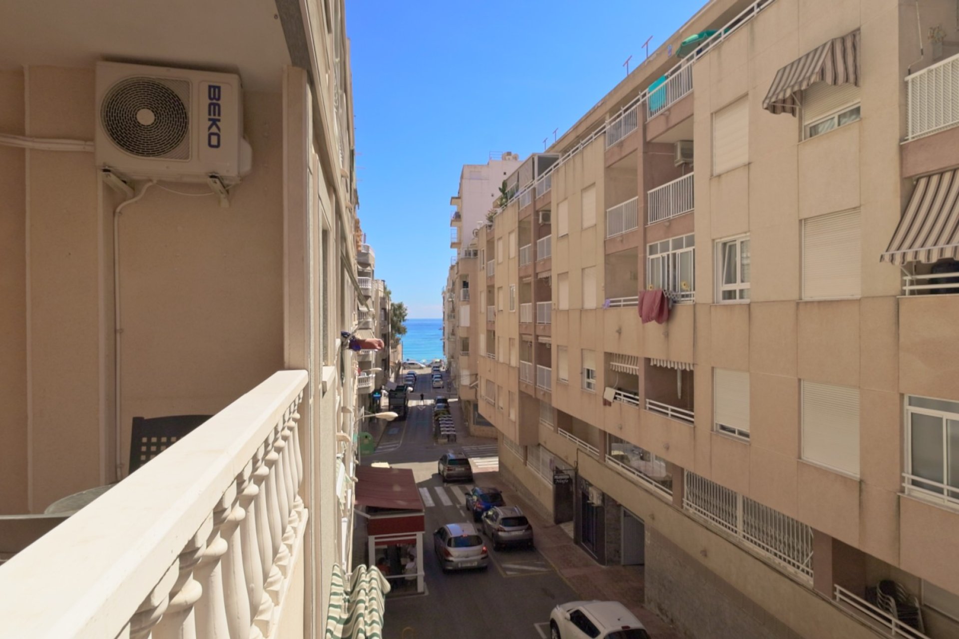 Resale - Apartment / Duplex - Torrevieja - Playa de los Locos