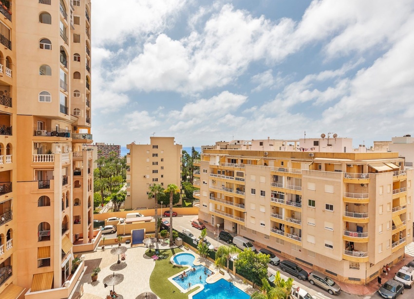 Resale - Apartment / Duplex - Torrevieja - Playa de los Locos