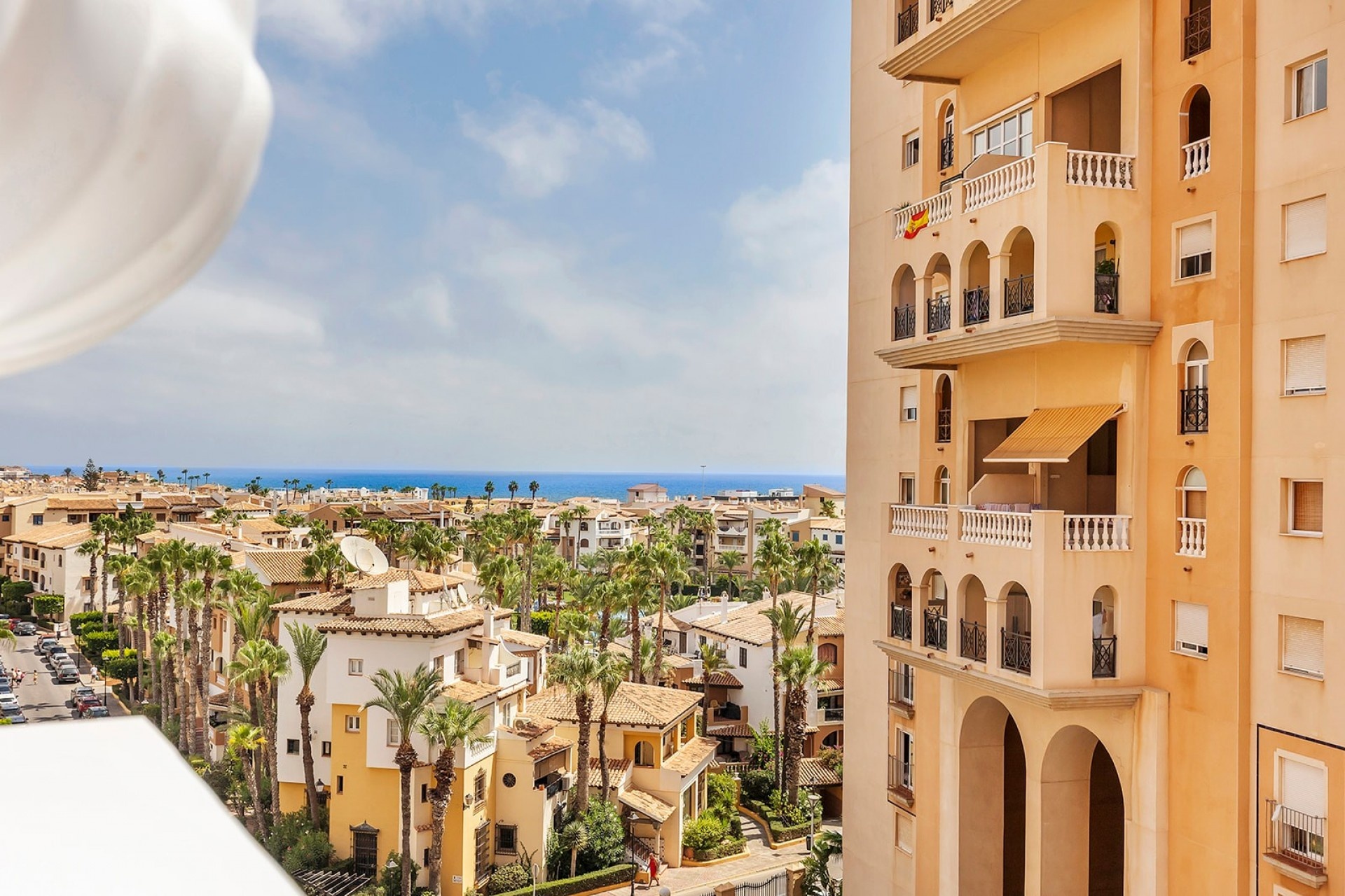 Resale - Apartment / Duplex - Torrevieja - Playa de los Locos