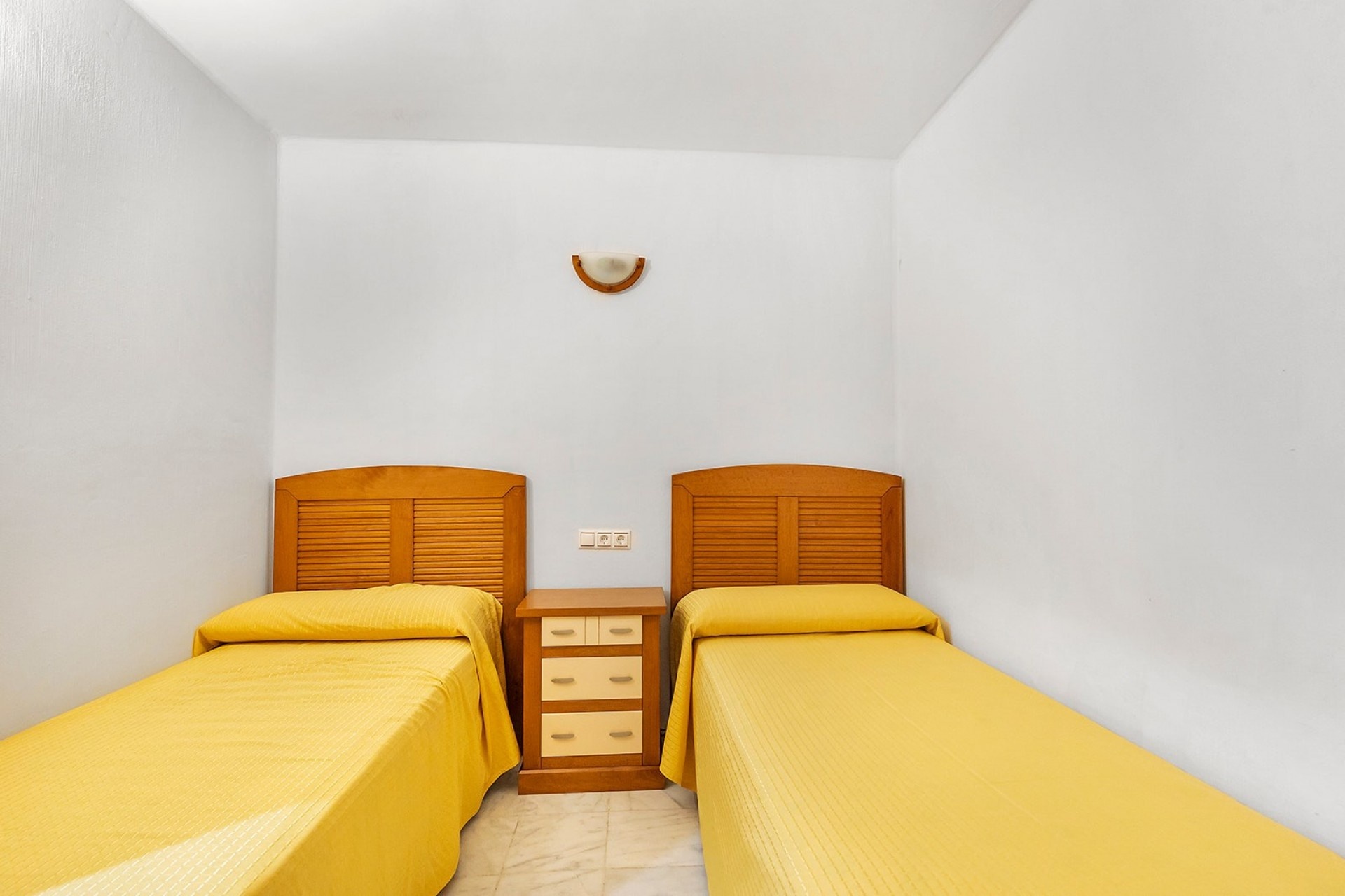 Resale - Apartment / Duplex - Torrevieja - Playa de los Locos