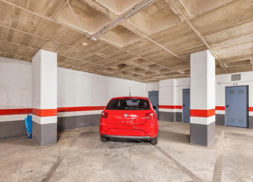 Resale - Apartment / Duplex - Torrevieja - Playa de los Locos