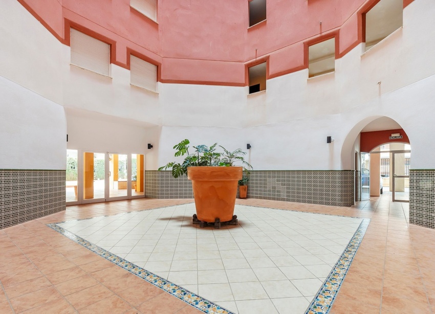 Resale - Apartment / Duplex - Torrevieja - Playa de los Locos