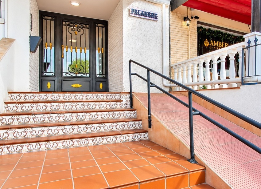 Resale - Apartment / Duplex - Torrevieja - Playa de los Locos