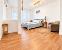 Resale - Apartment / Duplex - Torrevieja - Playa de los Locos