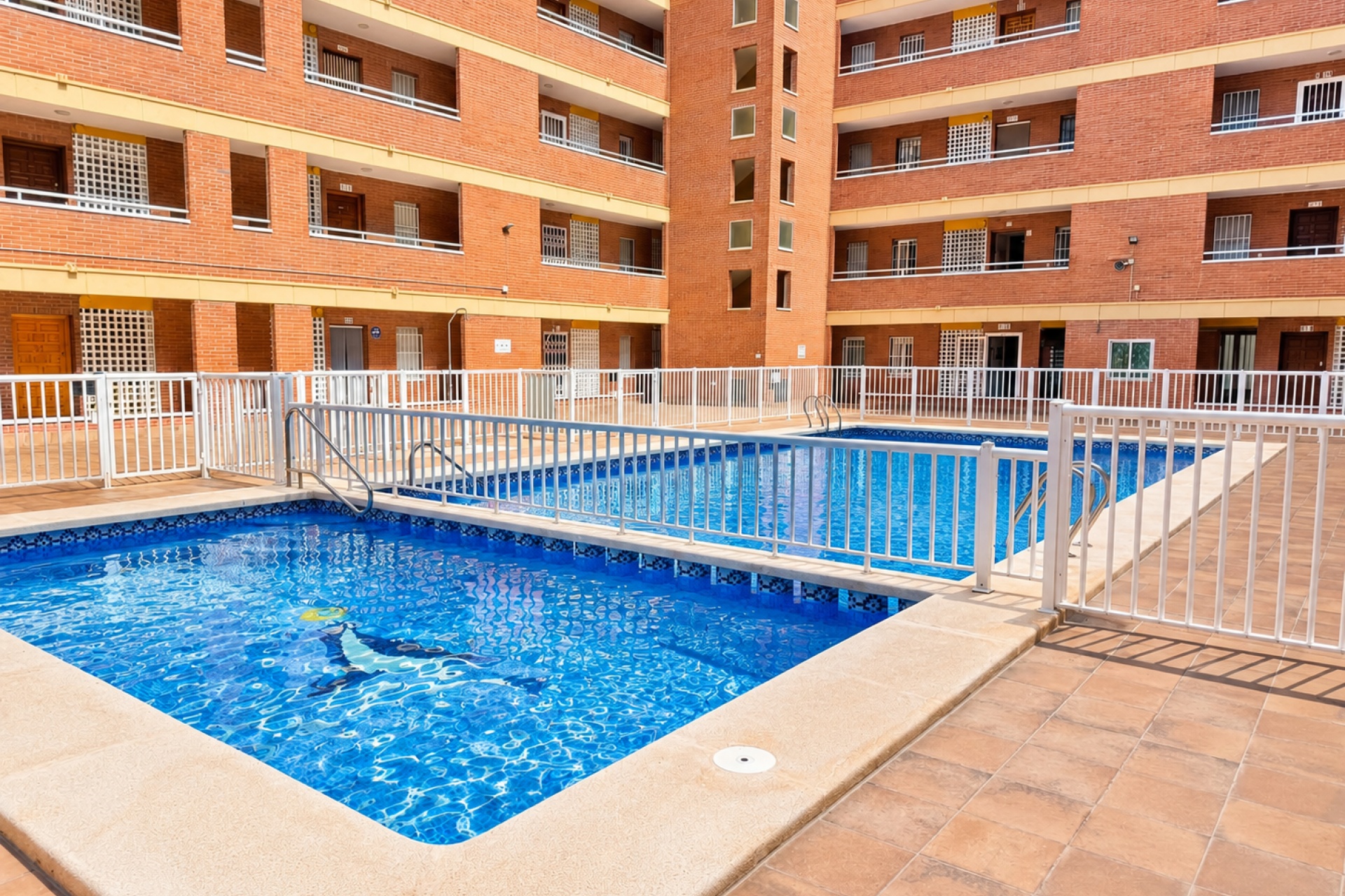 Resale - Apartment / Duplex - Torrevieja - Playa de los Naufragos