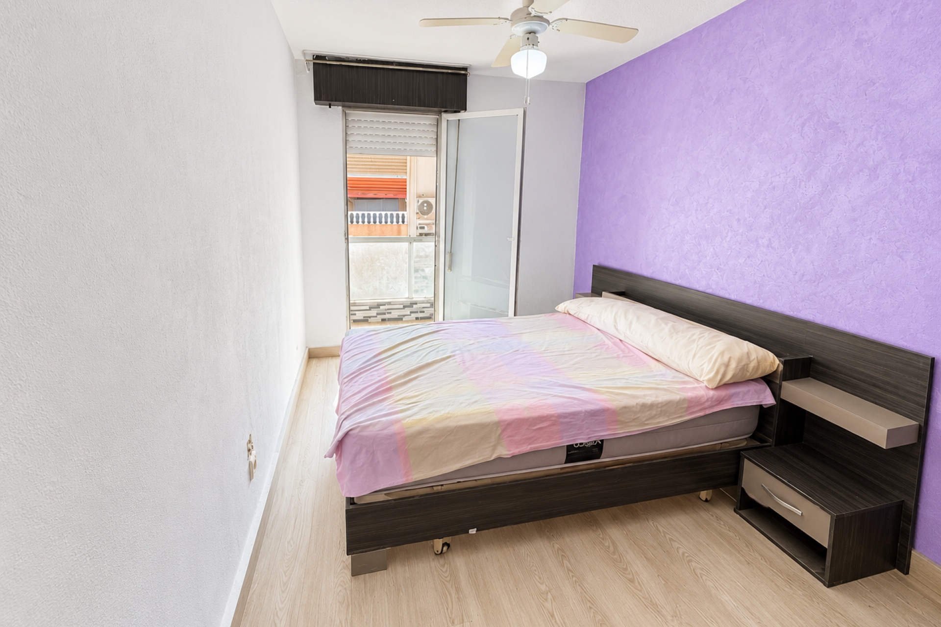 Resale - Apartment / Duplex - Torrevieja - Playa de los Naufragos