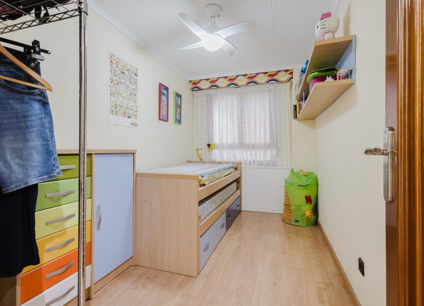 Resale - Apartment / Duplex - Torrevieja - Playa del Acequión