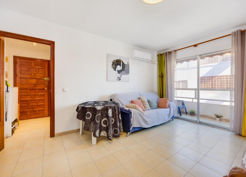 Resale - Apartment / Duplex - Torrevieja - Playa del Acequión