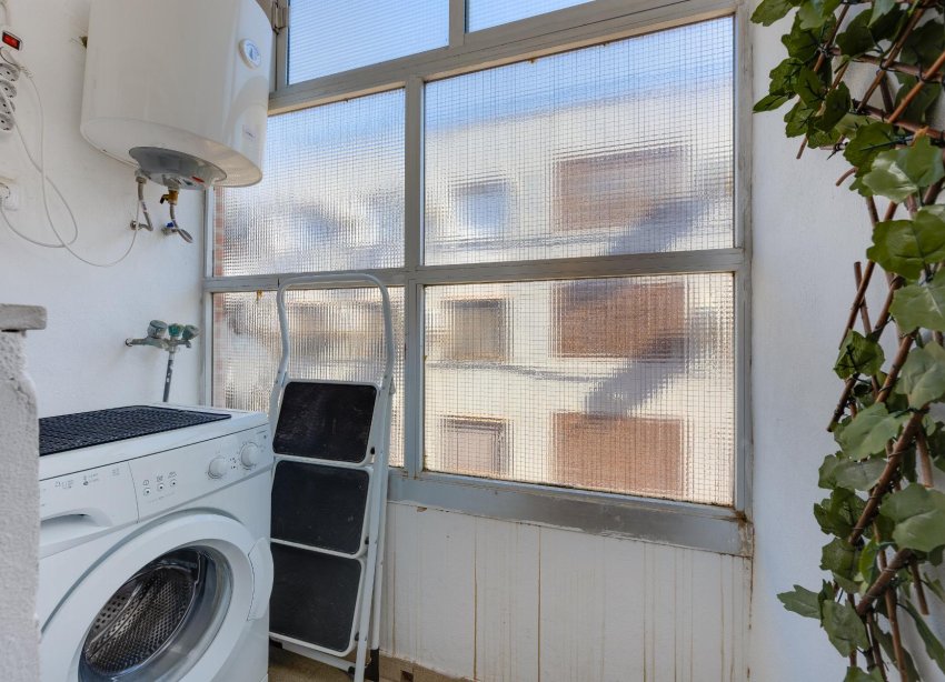 Resale - Apartment / Duplex - Torrevieja - Playa del Acequión