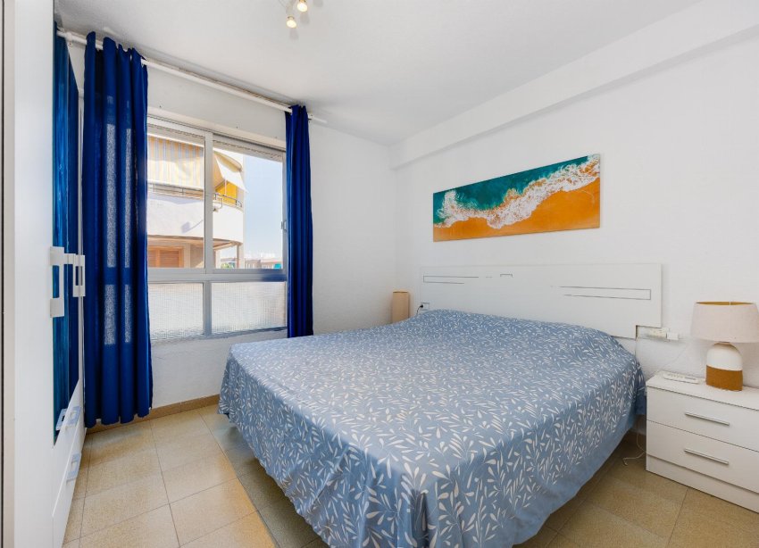 Resale - Apartment / Duplex - Torrevieja - Playa del Acequión