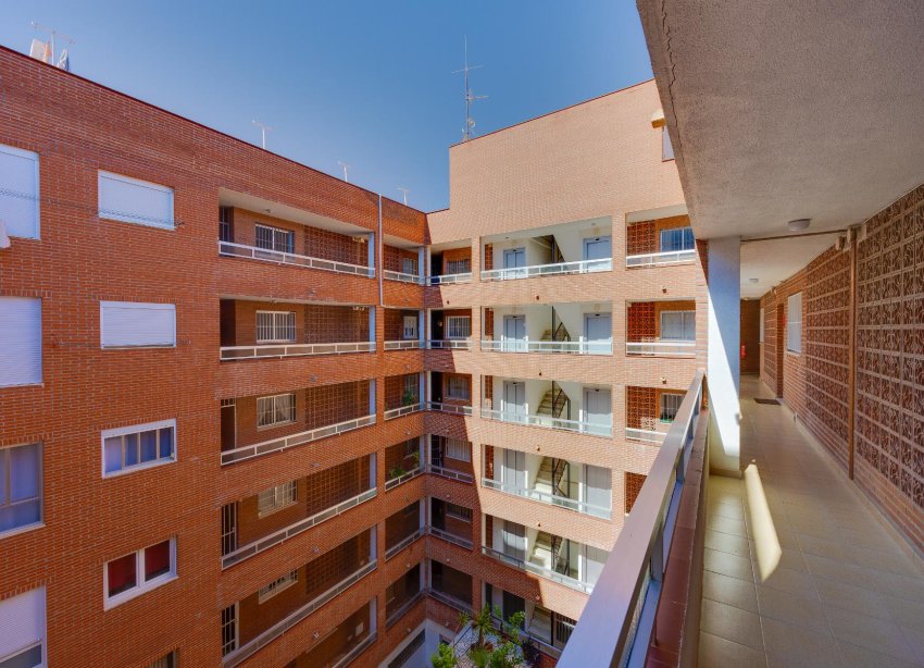 Resale - Apartment / Duplex - Torrevieja - Playa del Acequión