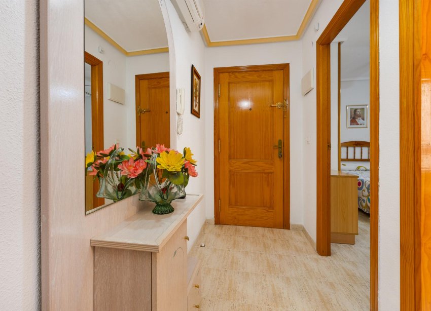 Resale - Apartment / Duplex - Torrevieja - Playa del Acequión