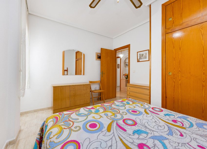 Resale - Apartment / Duplex - Torrevieja - Playa del Acequión