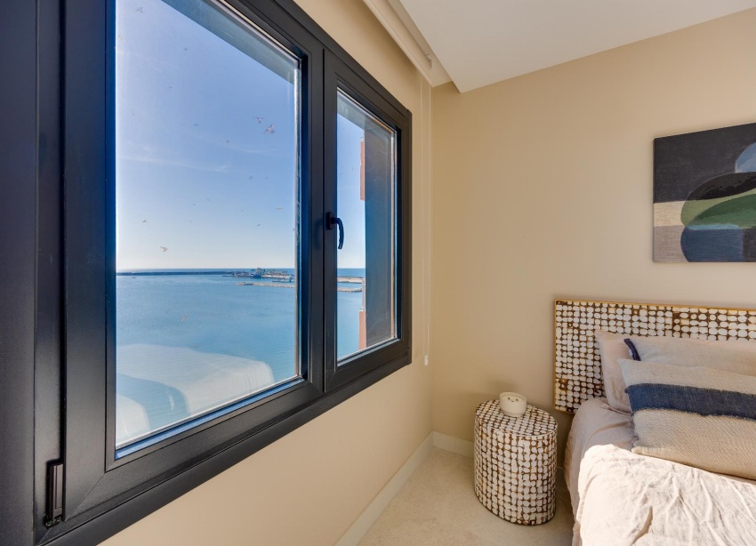 Resale - Apartment / Duplex - Torrevieja - Playa del Acequión