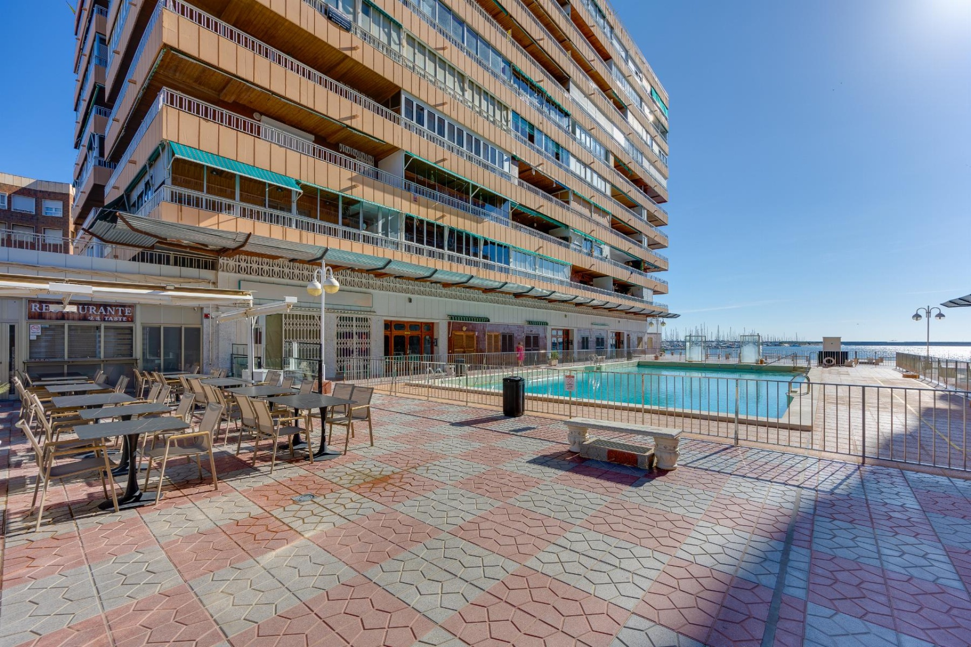 Resale - Apartment / Duplex - Torrevieja - Playa del Acequión