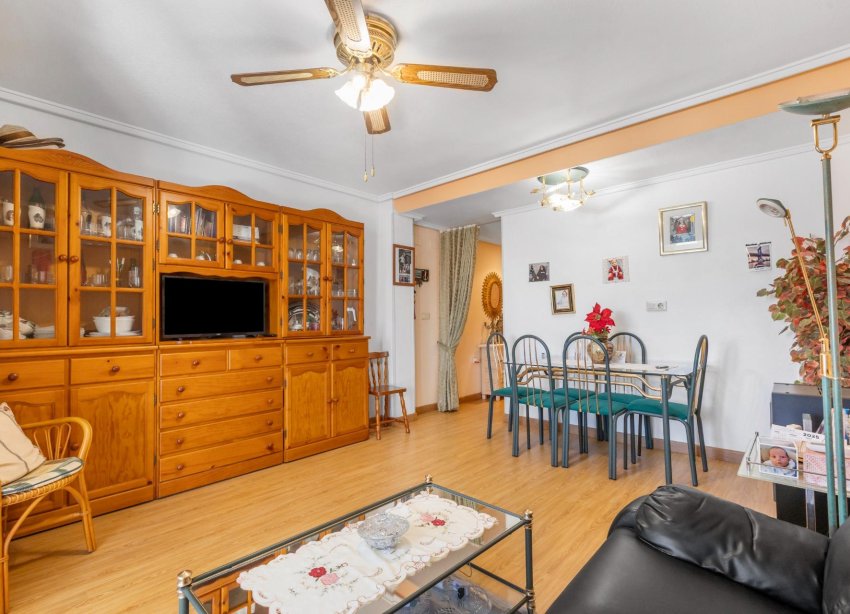 Resale - Apartment / Duplex - Torrevieja - Playa del Cura