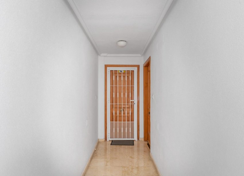 Resale - Apartment / Duplex - Torrevieja - Playa del Cura