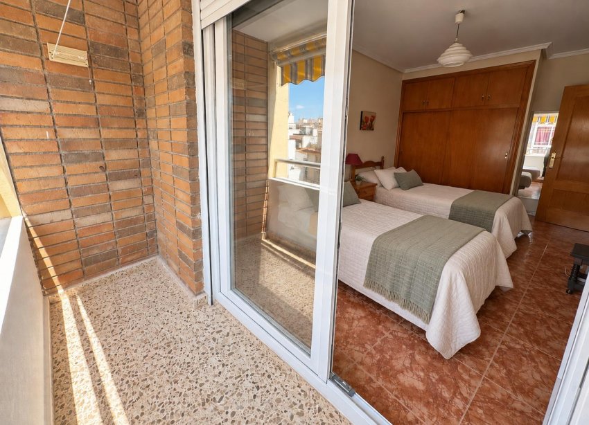 Resale - Apartment / Duplex - Torrevieja - Playa del Cura