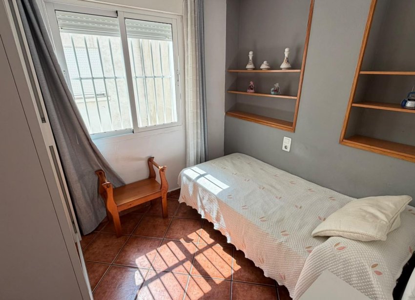 Resale - Apartment / Duplex - Torrevieja - Playa del Cura